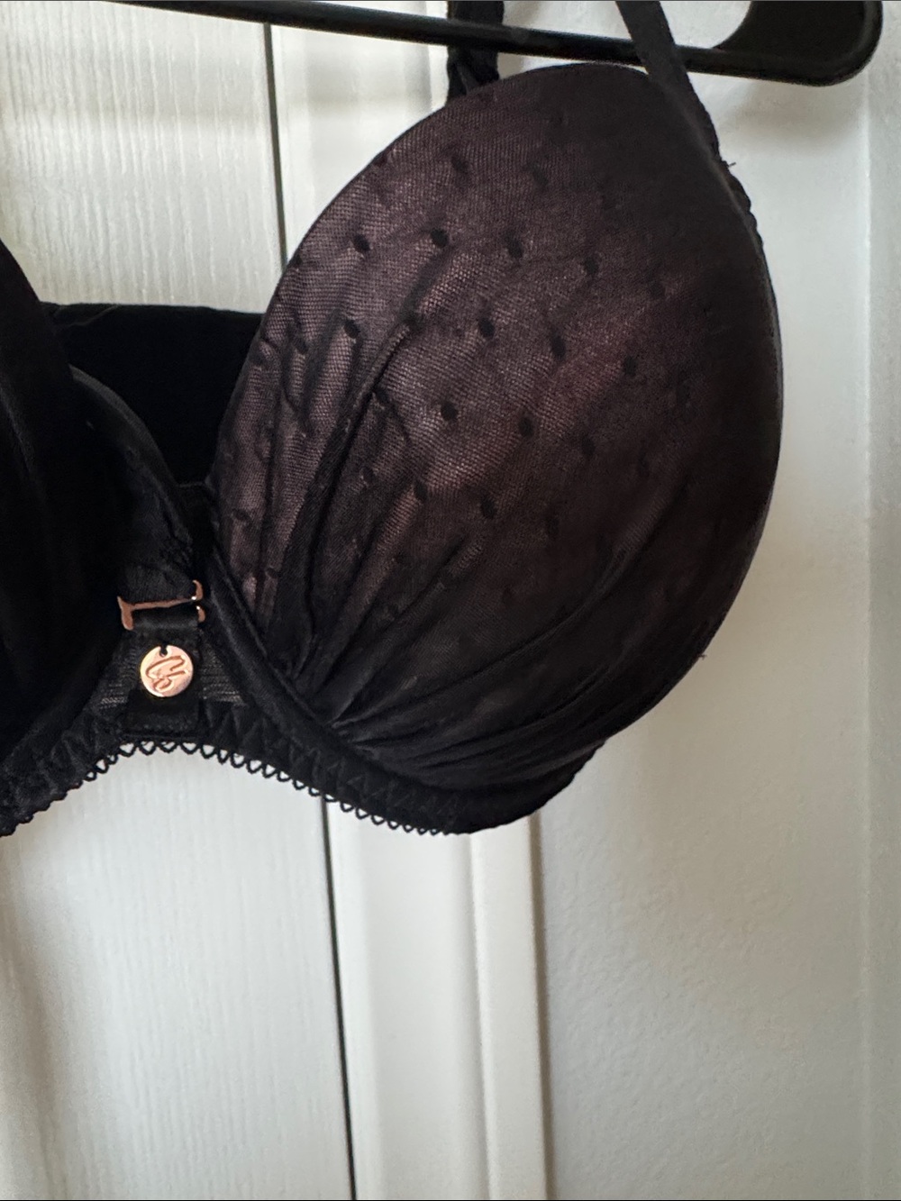 Everyday Support Black Padded Lace-Overlay Bra - Picture 4 of 11